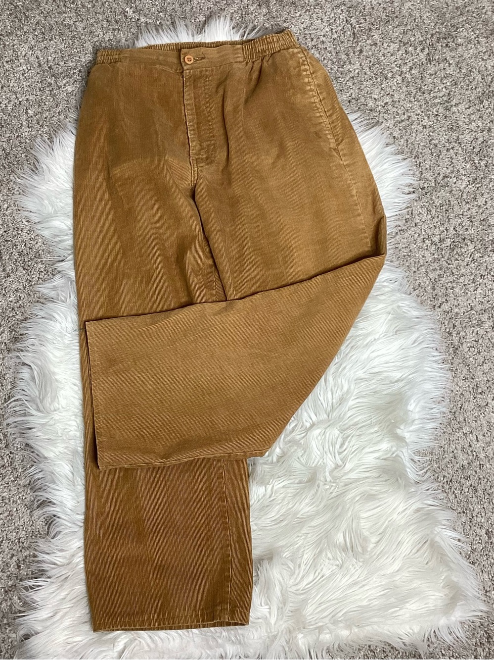 Vintage Levi Strauss Movin’ On Corduroy Slacks Brown 28”x27”